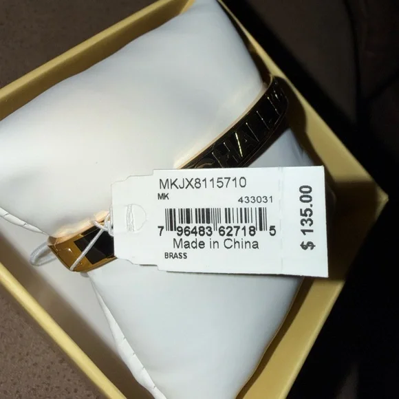 Michael Kors Hinge Bangle Bracelet- Gold Tone Brass Finish NWT no callouts. - Picture 4 of 6